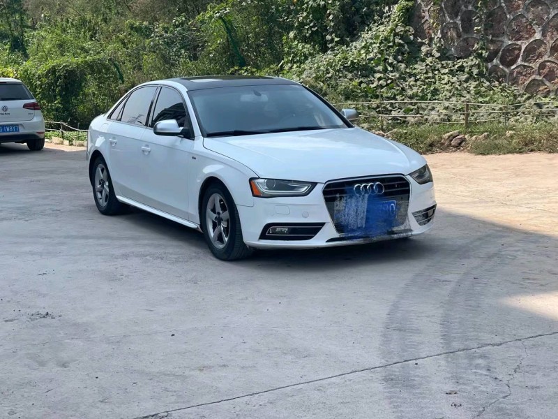 北京12年奥迪A41