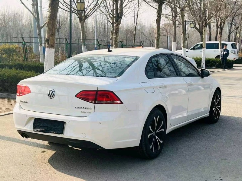 聊城16年大众凌渡7