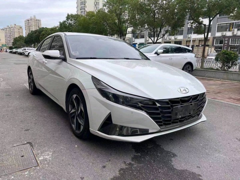 嘉兴21年现代伊兰特3