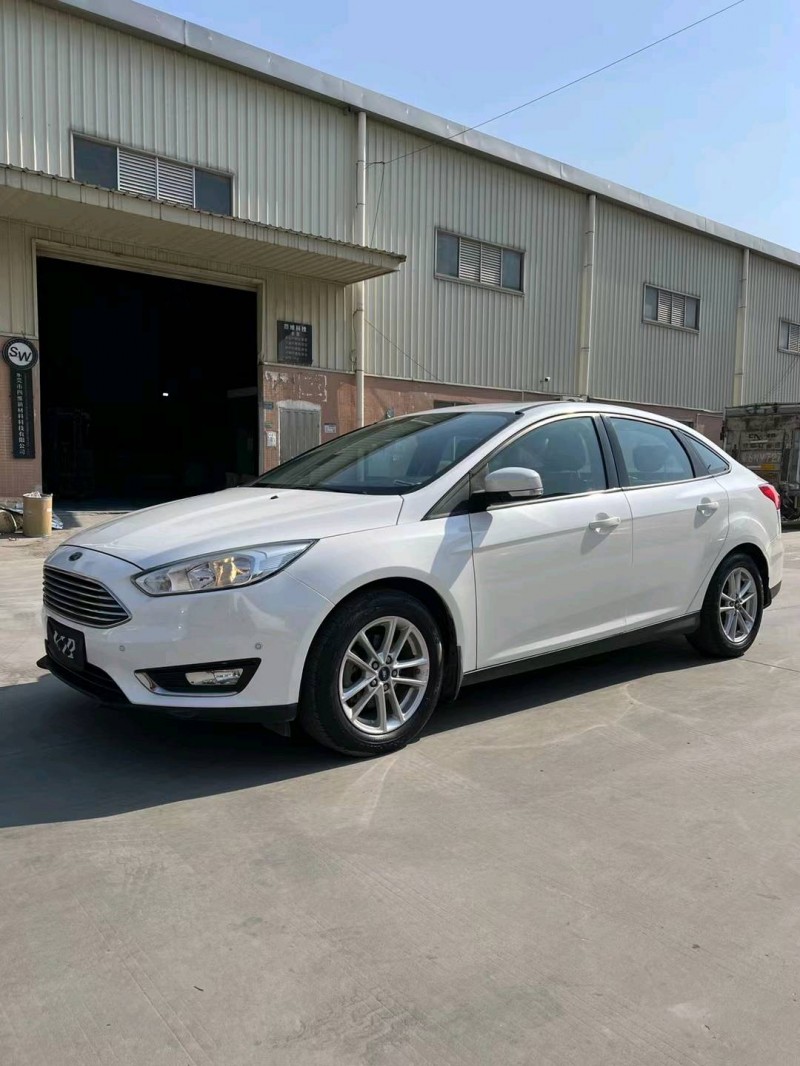 东莞16年福特福克斯2