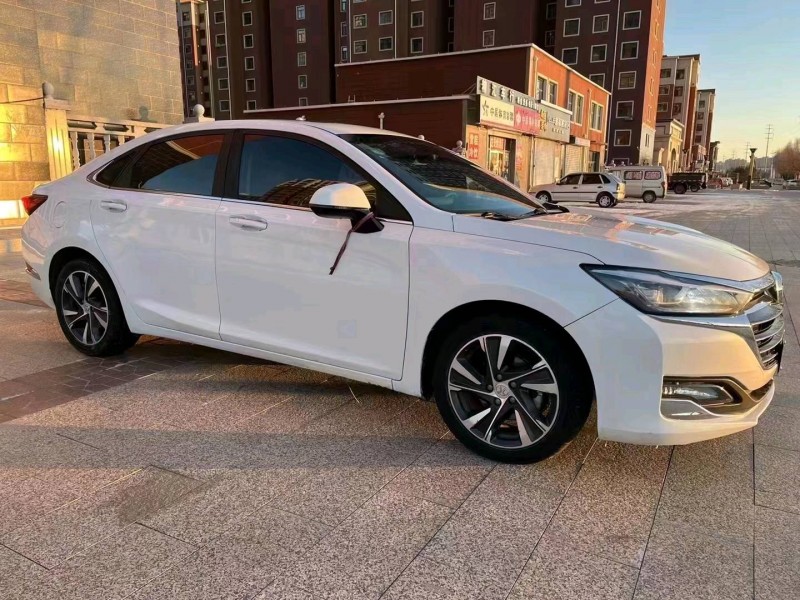 邯郸19年北汽绅宝智道2109