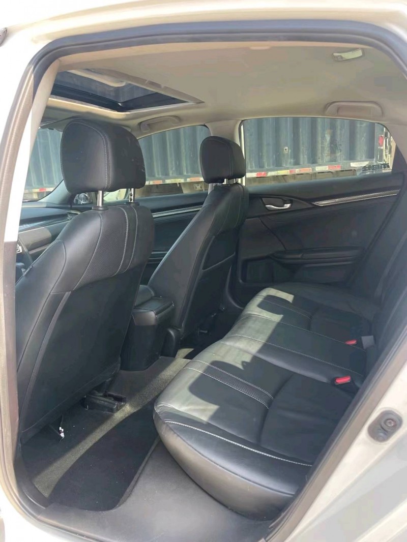 东莞17年本田思域4