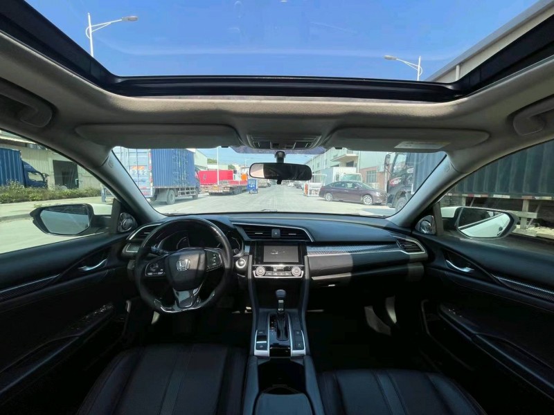 东莞17年本田思域5