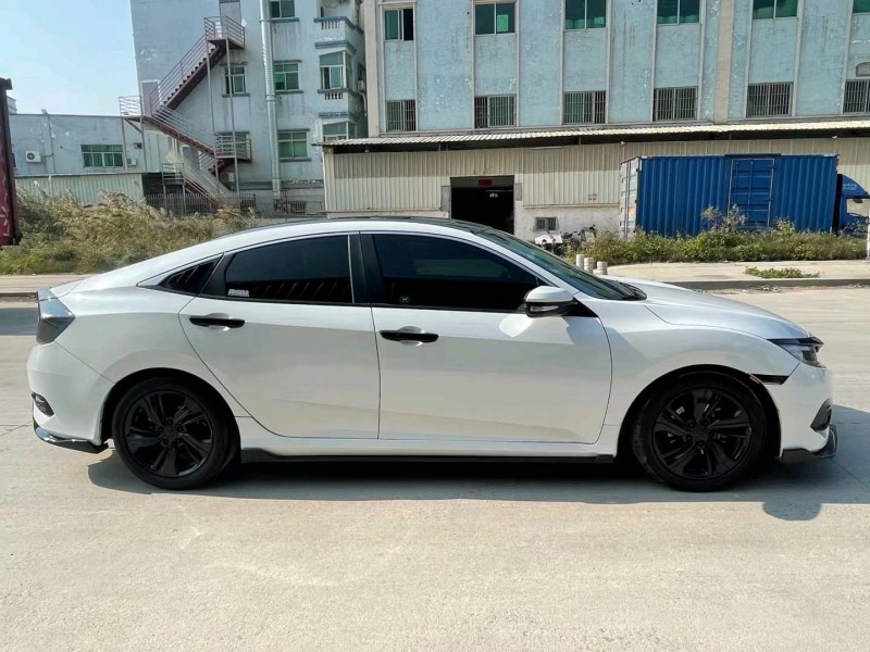 东莞17年本田思域8