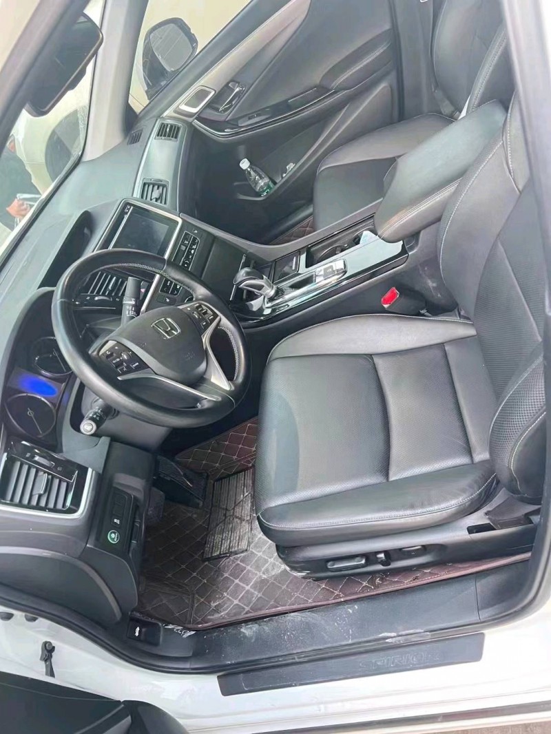 南宁18年本田思铂睿2