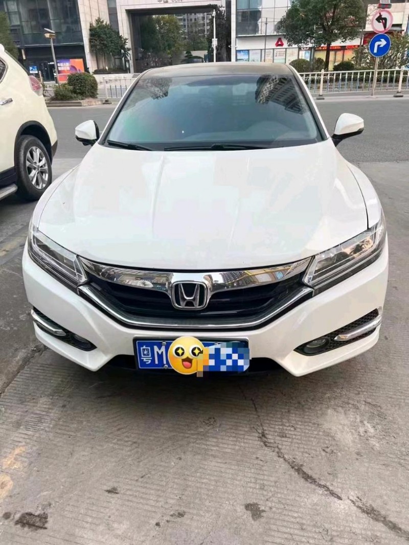 南宁18年本田思铂睿1