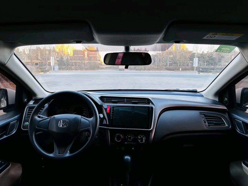 沈阳18年本田锋范8