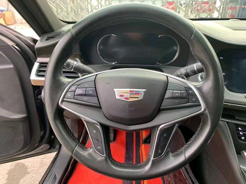 宜昌17年凯迪拉克CT67