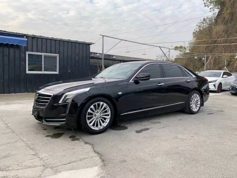 宜昌17年凯迪拉克CT69