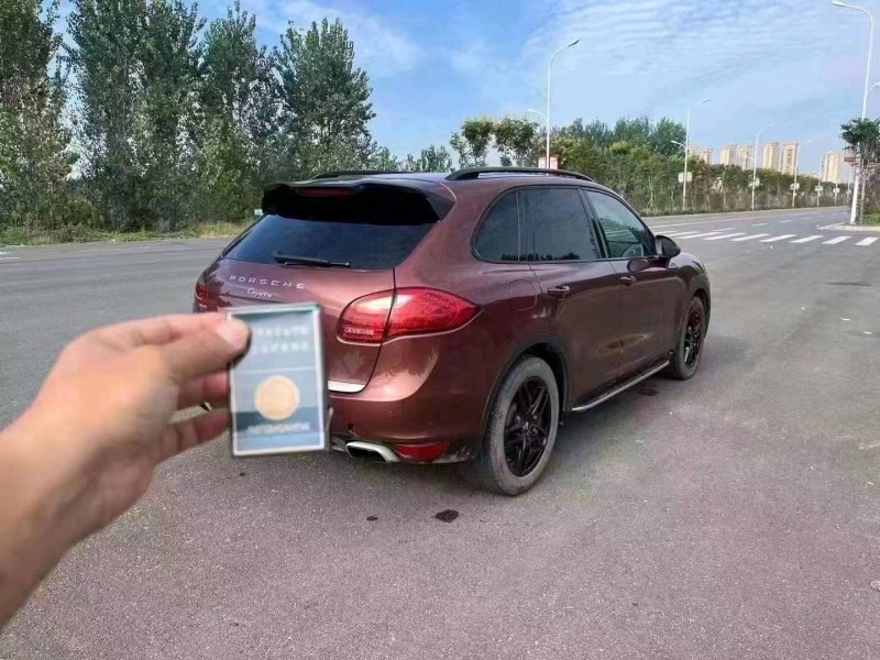 宜昌13年保时捷卡宴4