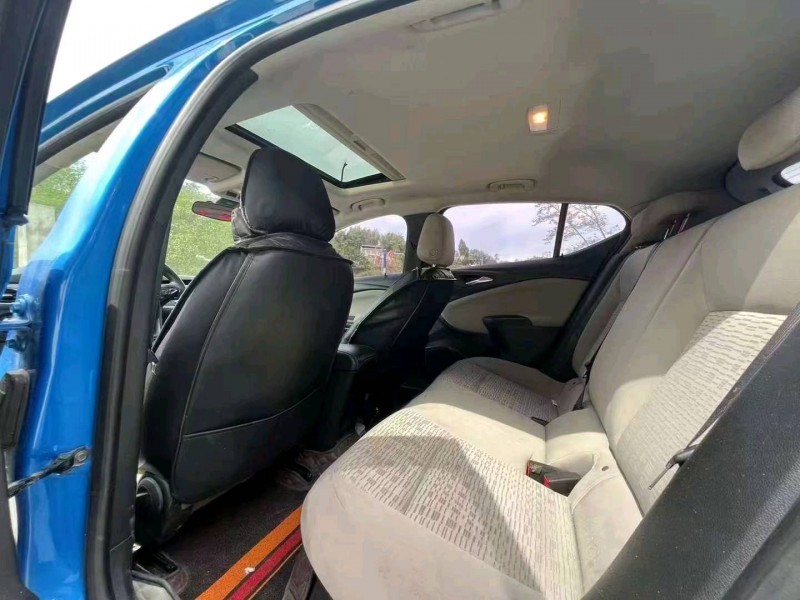 宜昌16年别克英朗8