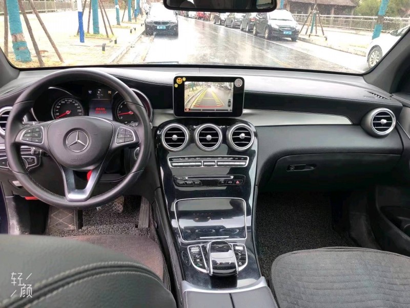 济南17年奔驰GLC3