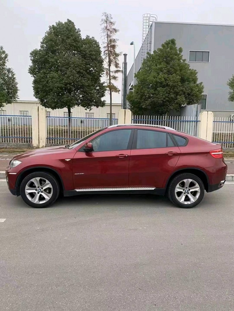 北京13年宝马X68