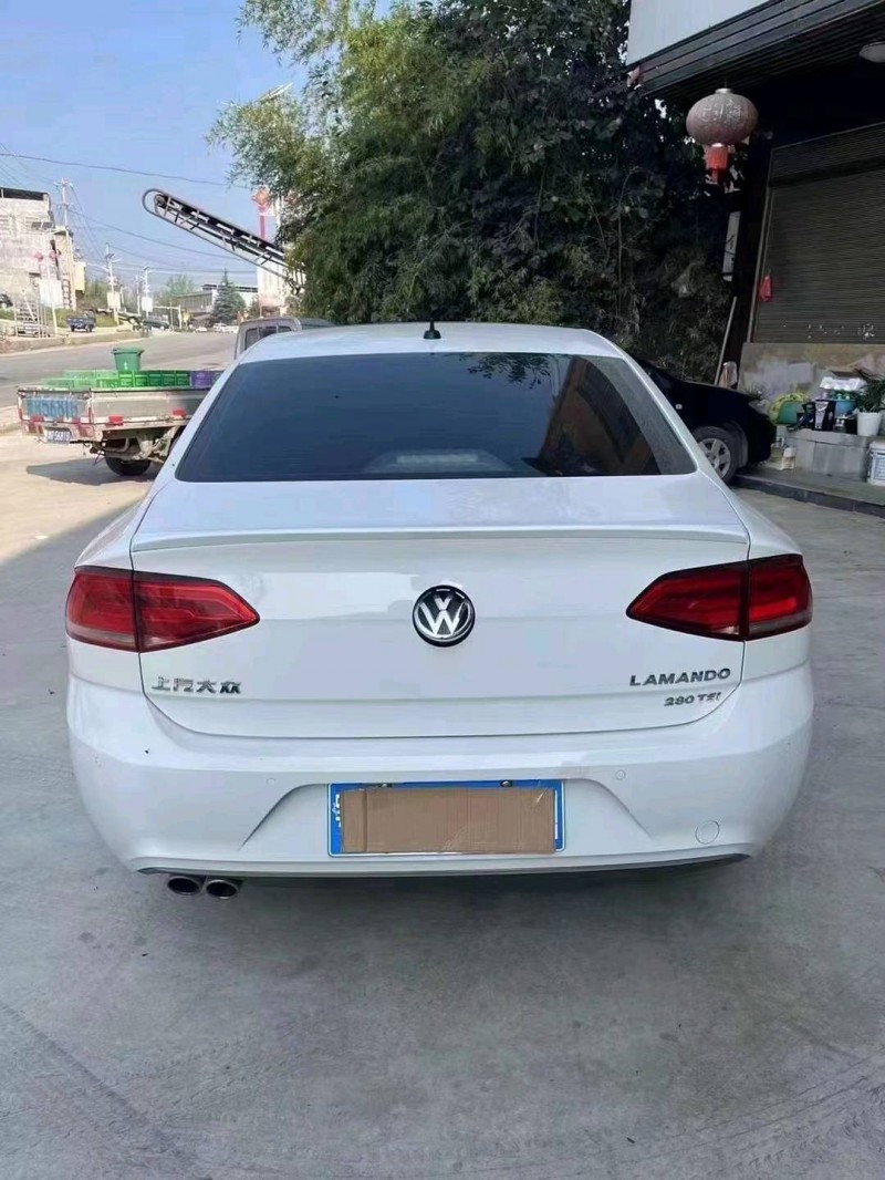 宜昌17年大众凌渡2