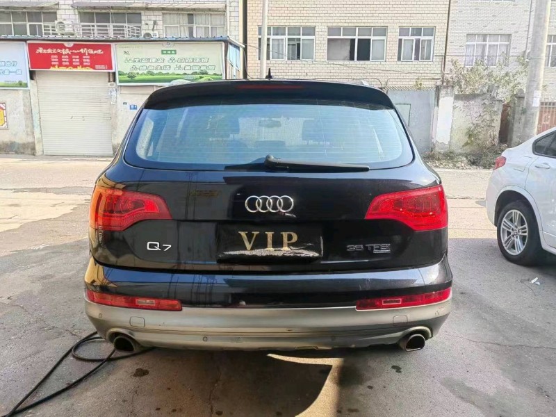 宜昌14年奥迪Q72