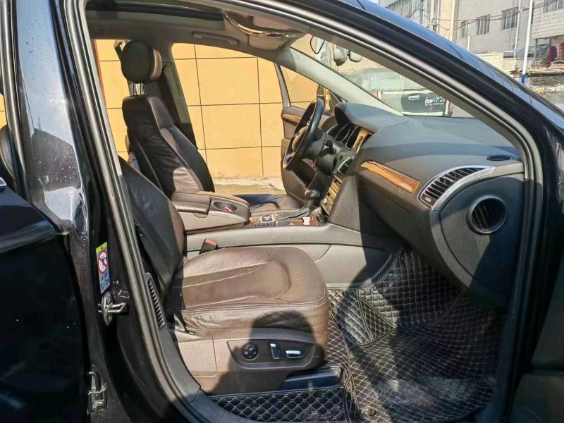 宜昌14年奥迪Q74