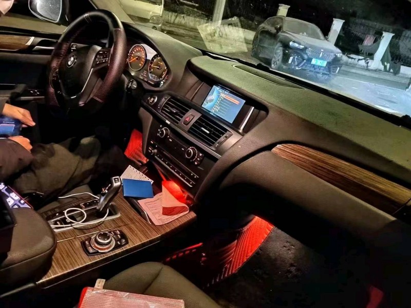 宜昌14年宝马X34