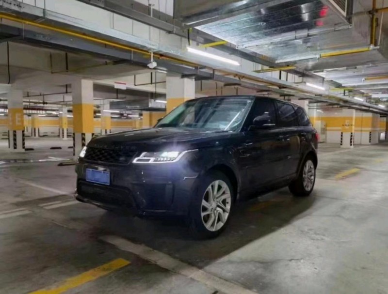 淮南18年路虎揽胜运动3