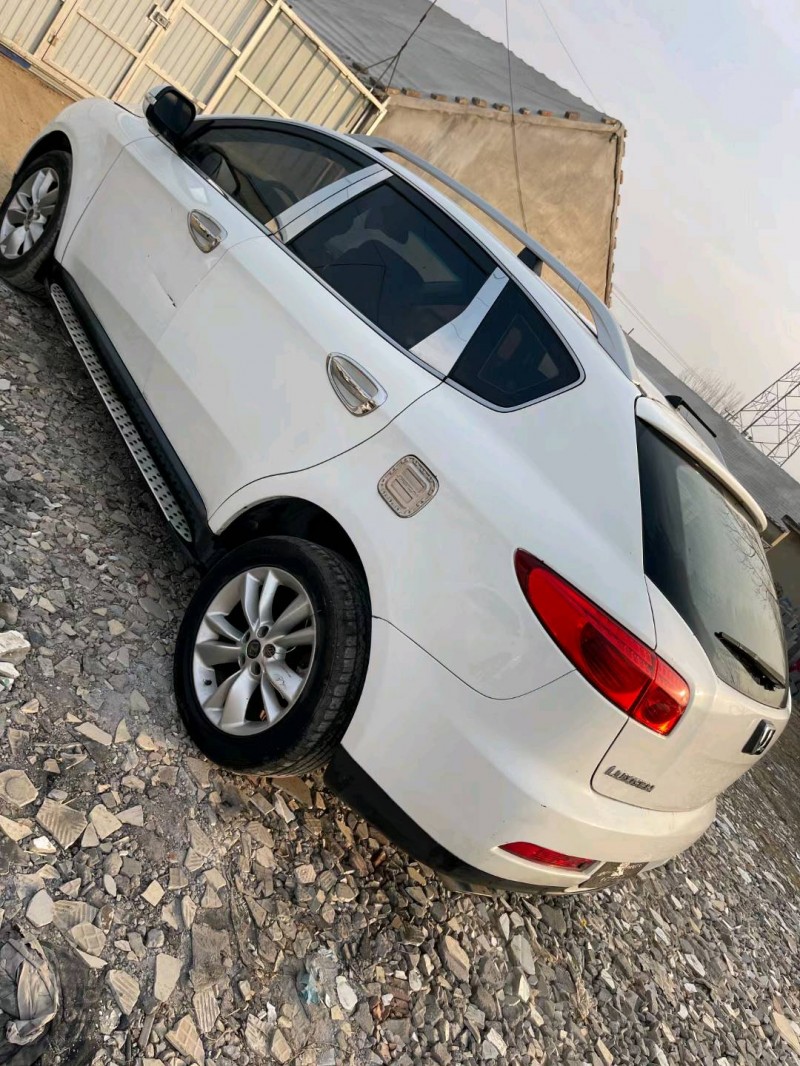 青岛11年纳智捷大7 SUV8