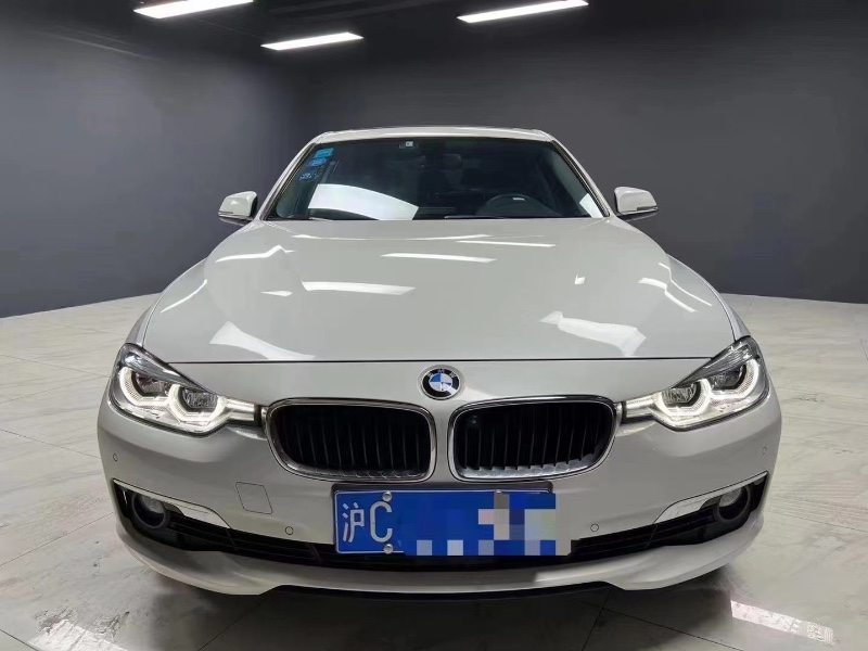 成都16年宝马3系1