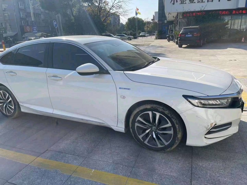 嘉兴19年本田雅阁7