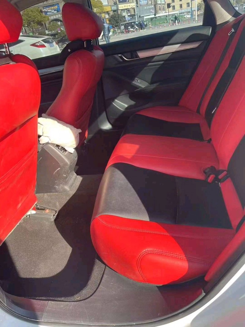 嘉兴19年本田雅阁4