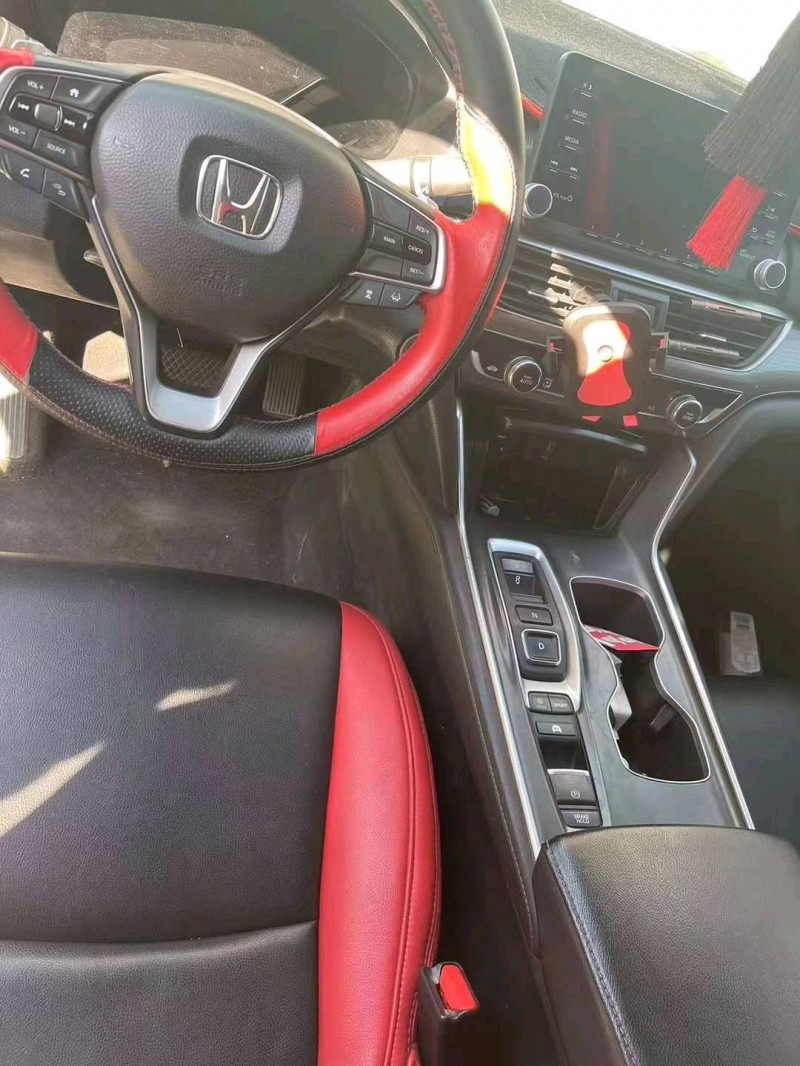 嘉兴19年本田雅阁2