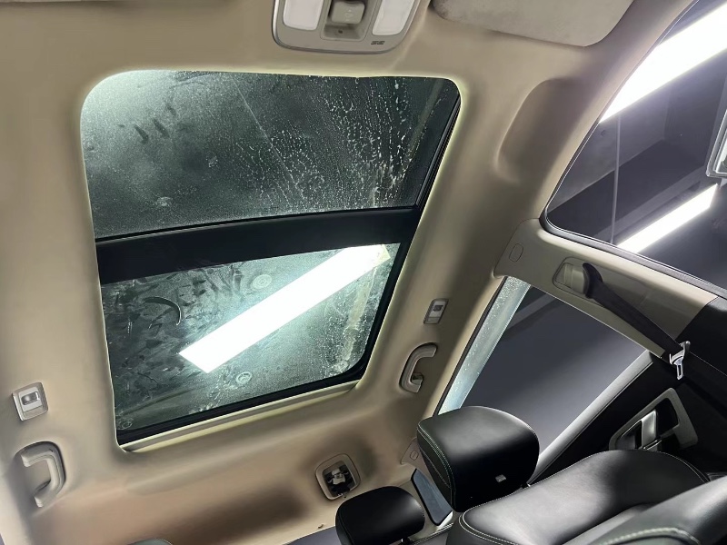 成都18年吉利博越7