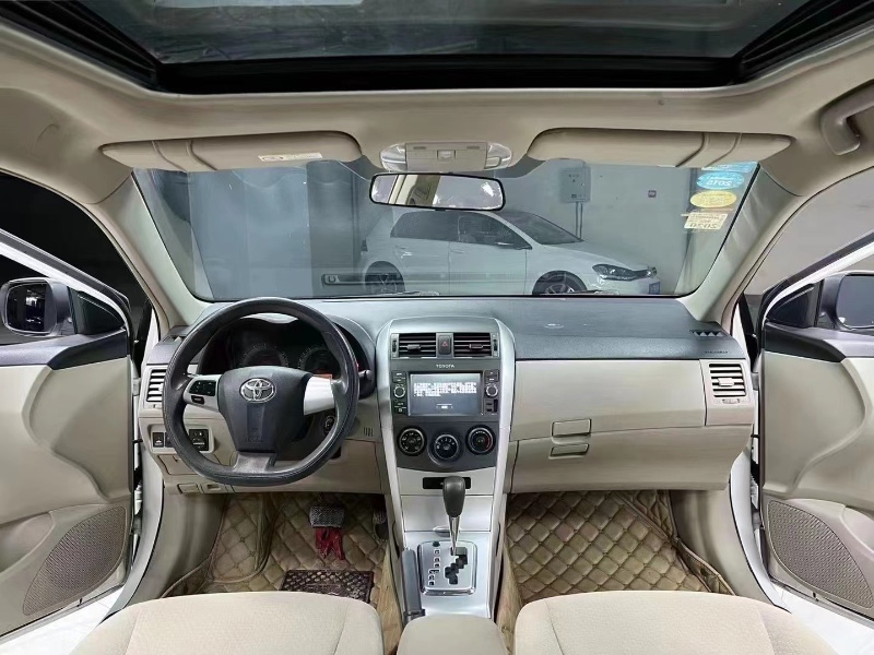 成都14年丰田卡罗拉6