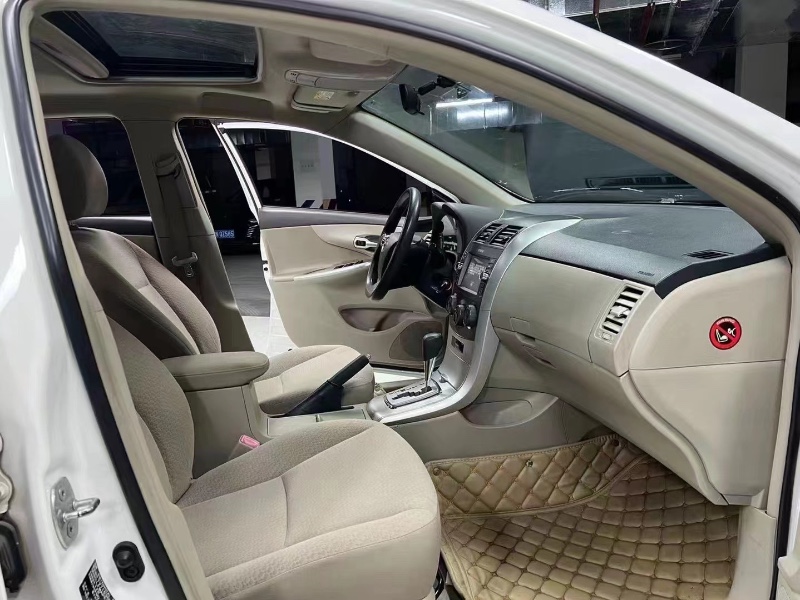 成都14年丰田卡罗拉7