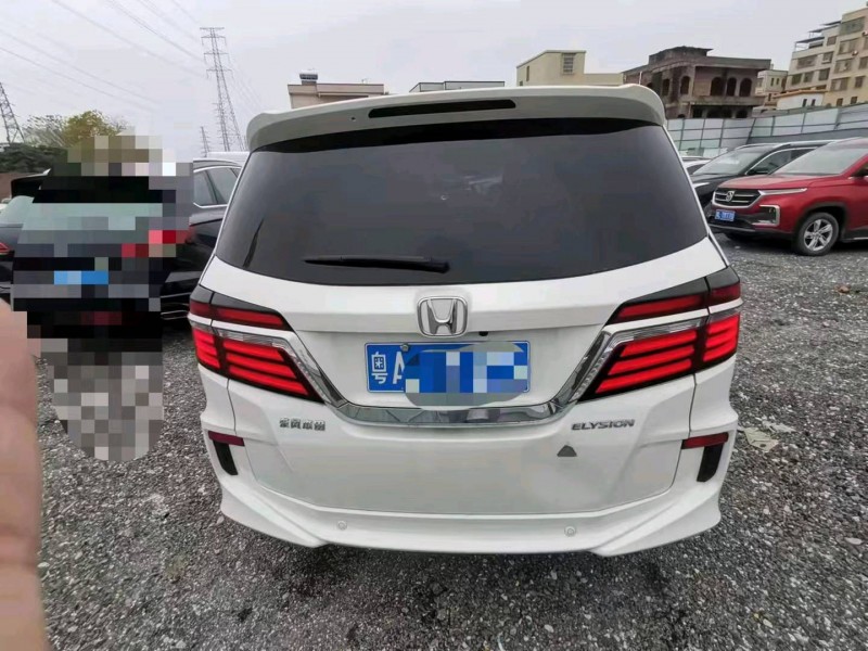 广州18年本田艾力绅8