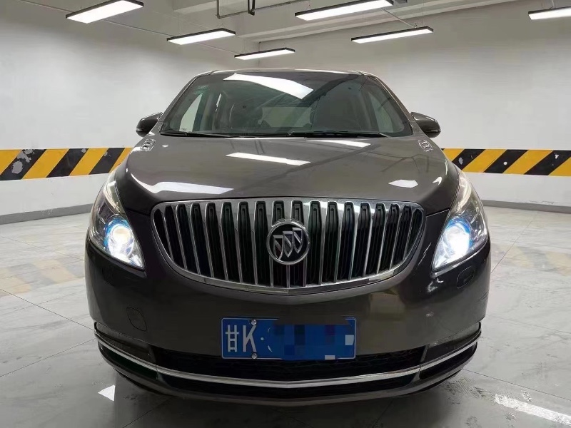 成都11年别克GL81