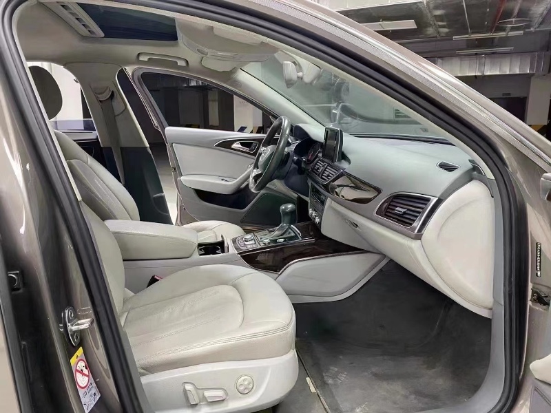 成都14年奥迪A6L7