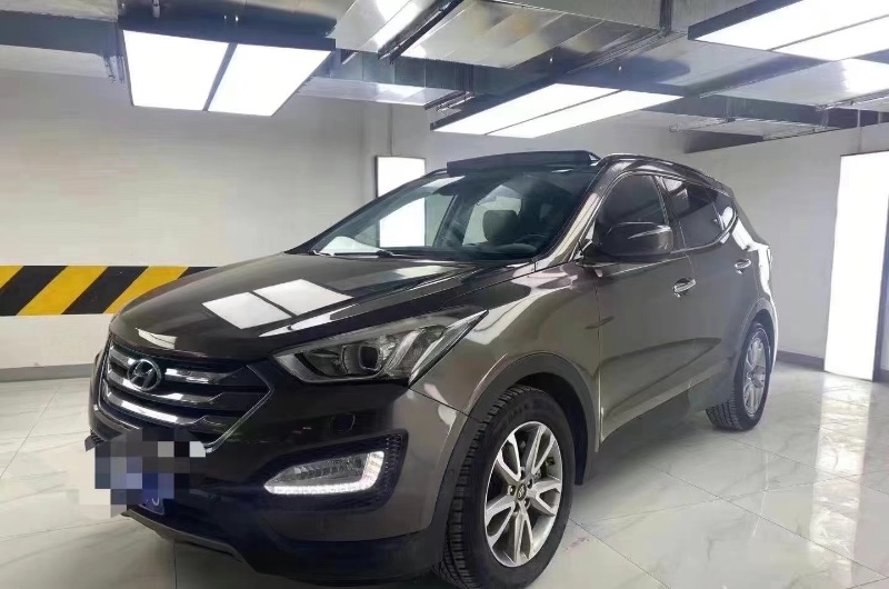 成都14年现代新胜达2