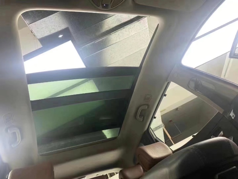 成都14年现代新胜达5