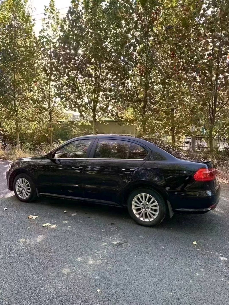 北京12年大众朗逸6