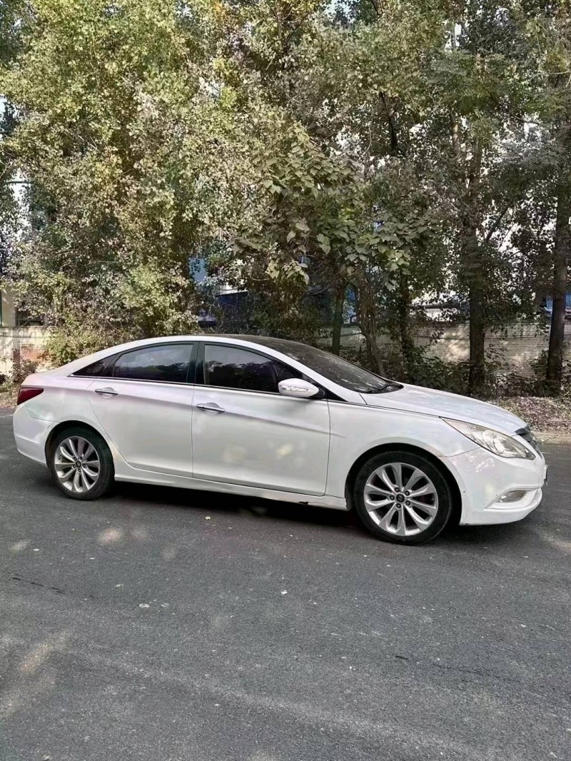 北京12年现代索纳塔八4