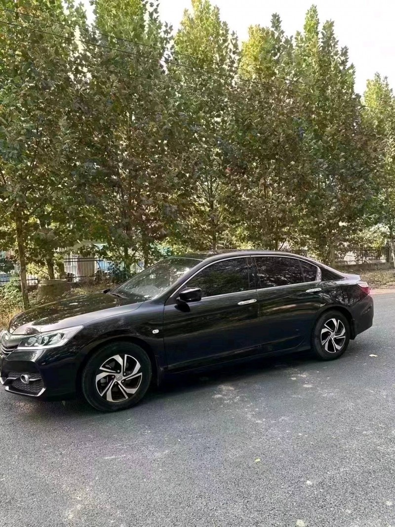 北京16年本田雅阁2