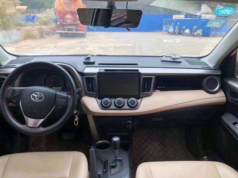 梧州15年豐田RAV4榮放4
