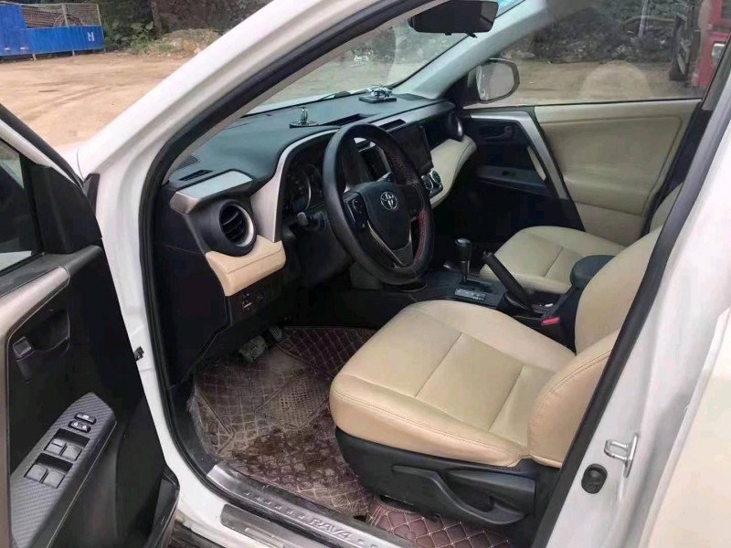 梧州15年豐田RAV4榮放8