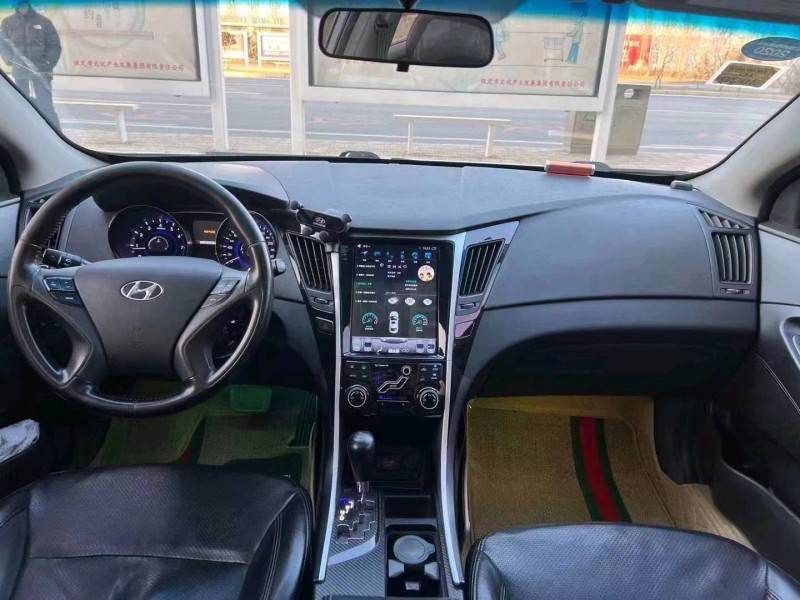 邯郸13年现代索纳塔八4