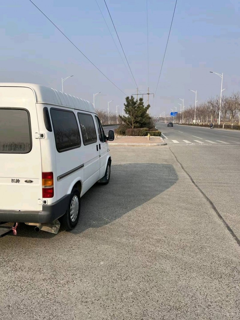 青岛17年福特全顺8