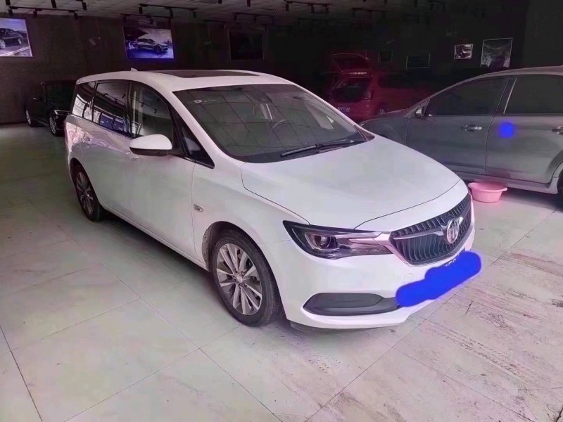 青岛21年别克GL63