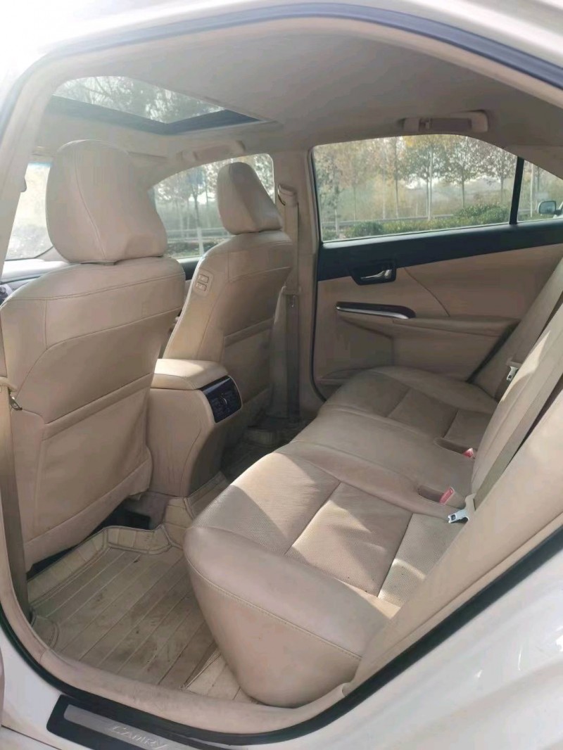 北京13年丰田凯美瑞5