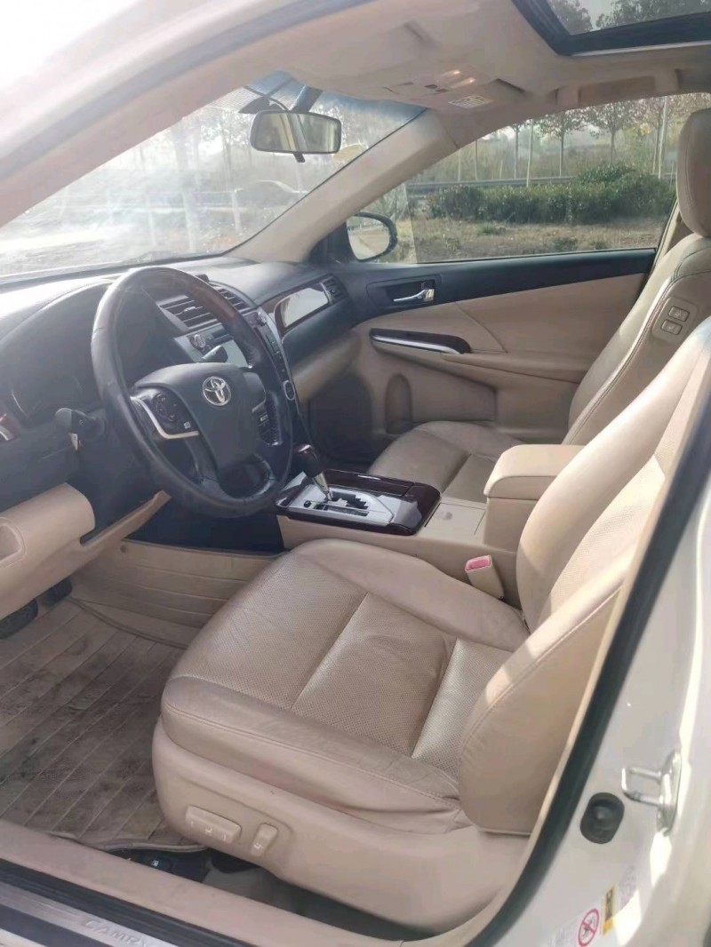 北京13年丰田凯美瑞6