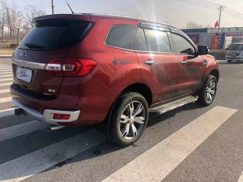 邢台17年福特撼路者2