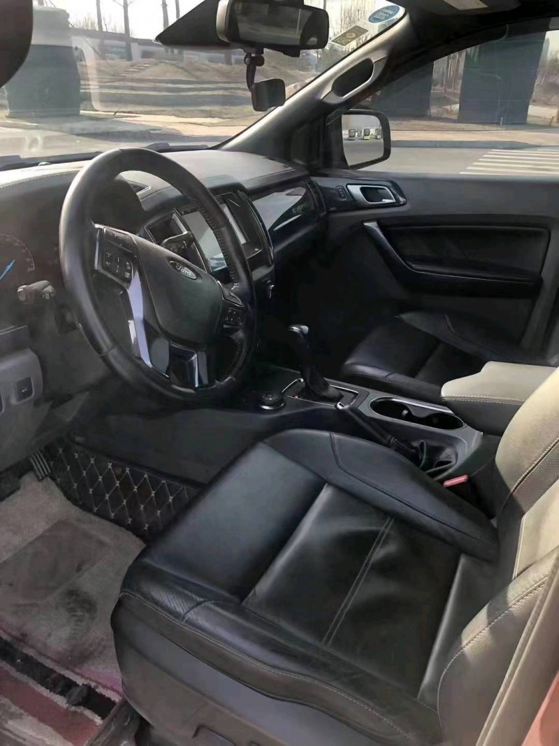 邢台17年福特撼路者9