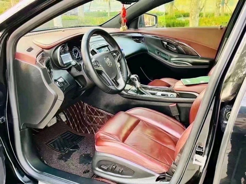 聊城15年别克君越6