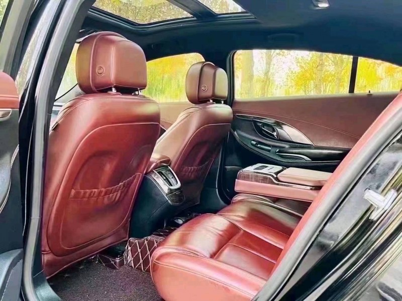 聊城15年别克君越5