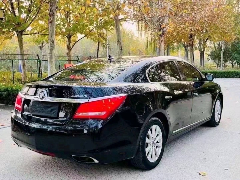 聊城15年别克君越2